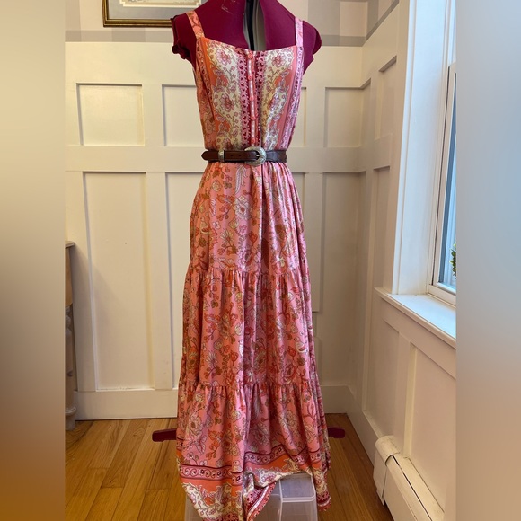 Dresses & Skirts - Pink and Red Maxi Sunmer Dress Size 10